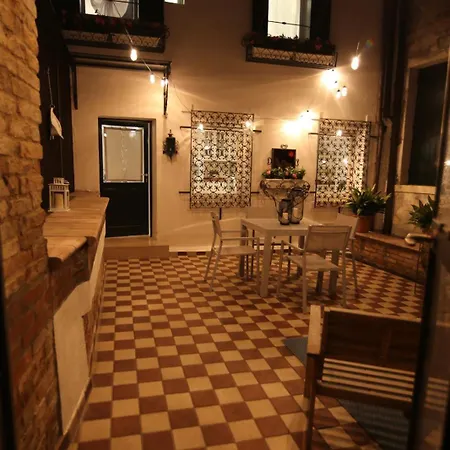 La Casa Piu A Venezia, Con Corte Privata Apartment *