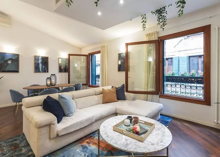 La Casa Piu A Venezia, Con Corte Privata Apartment *