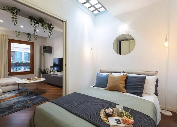 Apartment La Casa Piu A Venezia, Con Corte Privata Venice