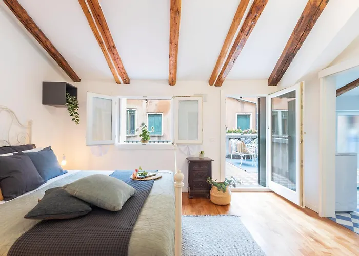 アパート La Casa Piu A Venezia, Con Corte Privata ヴェネツィア